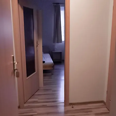 Bed and Breakfast Dom Pielgrzyma Przystanek Wiara *