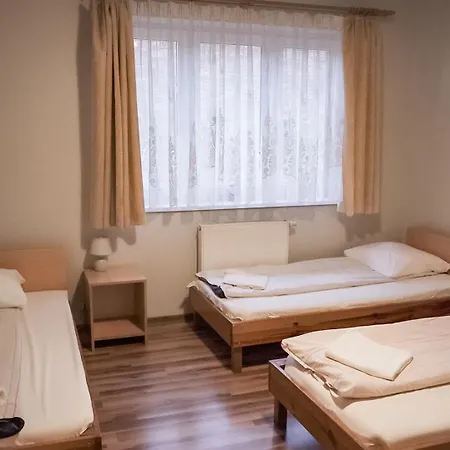 Bed and Breakfast Dom Pielgrzyma Przystanek Wiara Ζεστοκόβα