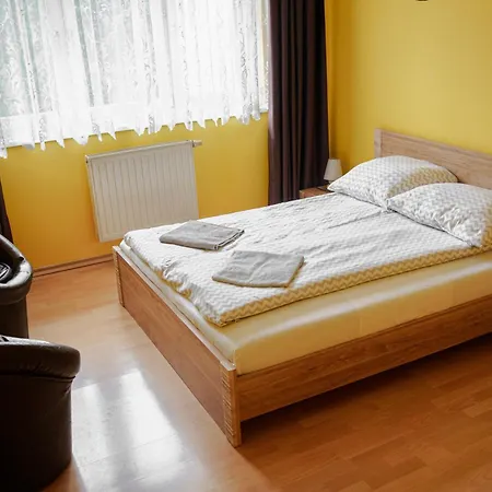 Dom Pielgrzyma Przystanek Wiara Bed and breakfast