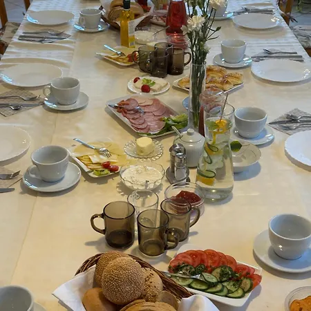 Dom Pielgrzyma Przystanek Wiara Отель типа 