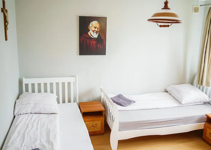 Dom Pielgrzyma Przystanek Wiara Bed & Breakfast Čenstochová